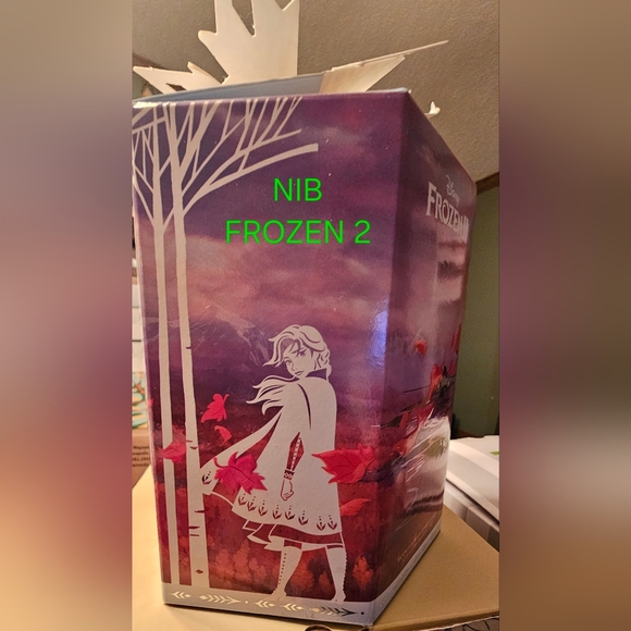 SCENTSY - Picture 1 of 2